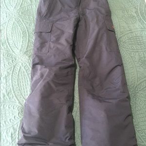 Snowboarding pants